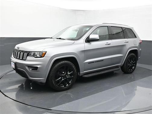2017 Jeep Grand Cherokee Altitude