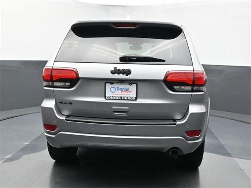 2017 Jeep Grand Cherokee Altitude