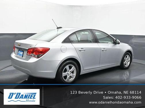 Silver Ice Metallic 2016 Chevrolet Cruze Limited 1LT