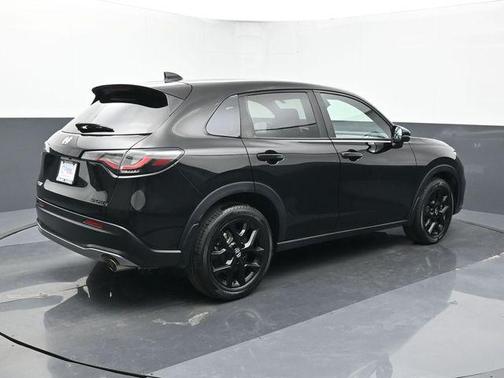 Crystal Black Pearl 2023 Honda HR-V AWD Sport
