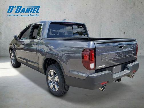 Modern Steel Metallic 2026 Honda Ridgeline RTL