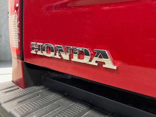 Radiant Red Metallic II 2026 Honda Ridgeline RTL