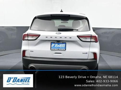 Oxford White 2020 Ford Escape SE