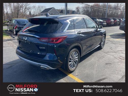 2023 INFINITI QX50 Luxe