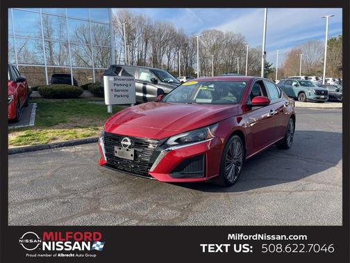 Scarlet Ember 2024 Nissan Altima 2.5 SL