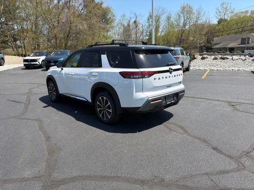 White / Black 2026 Nissan Pathfinder Platinum