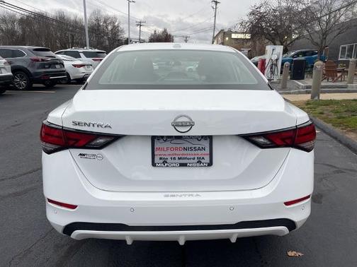 2025 Nissan Sentra SV