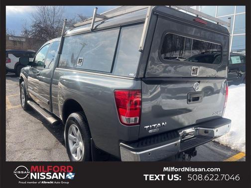 2014 Nissan Titan SV