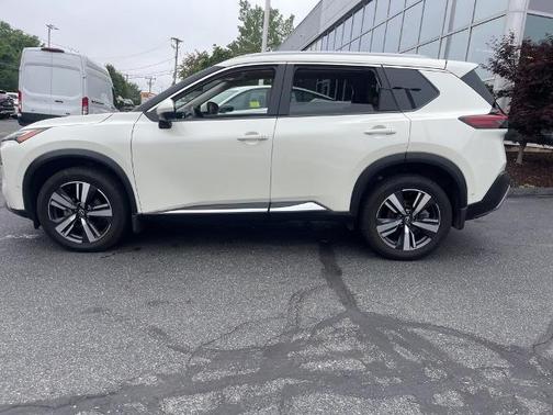2022 Nissan Rogue Platinum