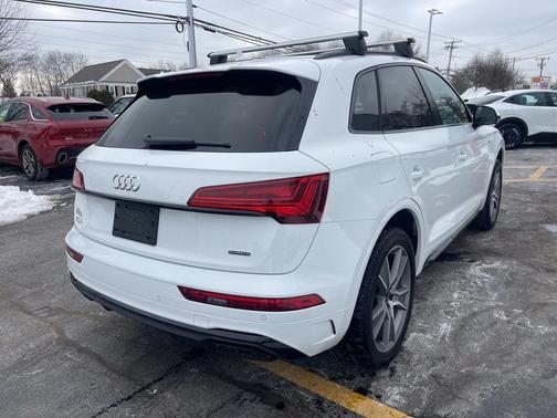 2025 Audi Q5 45 S line quattro Premium