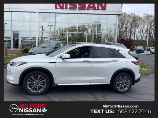 Radiant White 2023 INFINITI QX50 Luxe