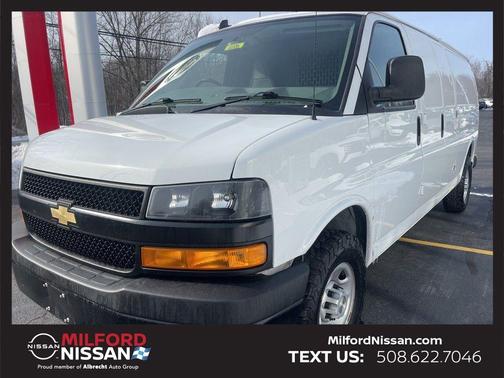 Summit White 2022 Chevrolet Express 3500 Work Van