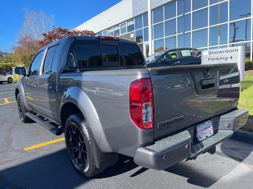 2021 Nissan Frontier SV