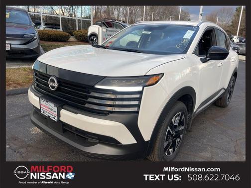 Aspen White Tri 2026 Nissan Kicks SV