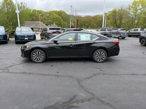 Black 2026 Nissan Altima 2.5 SV