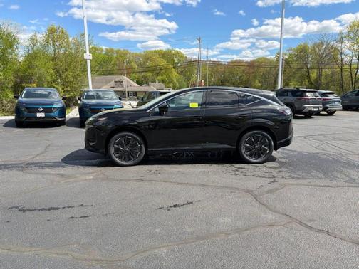 Black 2026 Nissan Murano Platinum