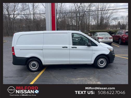 Arctic White 2022 Mercedes-Benz Metris Base