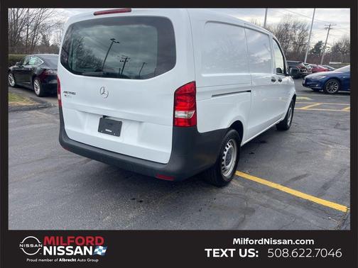 Arctic White 2022 Mercedes-Benz Metris Base