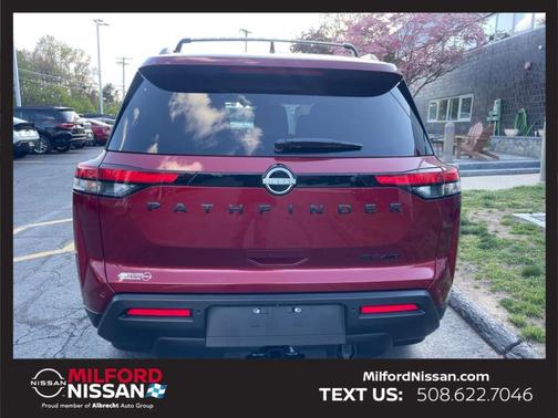 Scarlet Ember 2023 Nissan Pathfinder SV