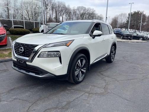 2023 Nissan Rogue SL