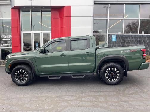 2024 Nissan Frontier PRO-4X
