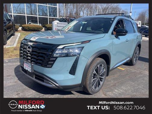 2026 Nissan Pathfinder Platinum