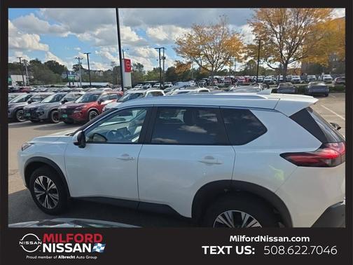 White 2023 Nissan Rogue SV