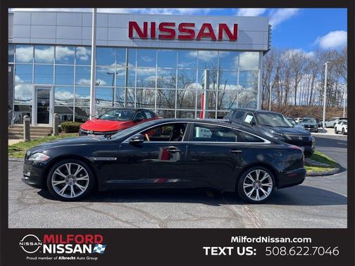 Santorini Black 2019 Jaguar XJ XJ Supercharged