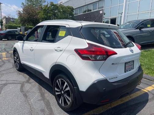 2020 Nissan Kicks SV