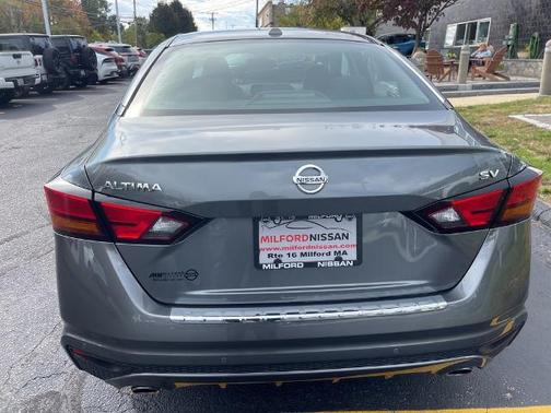 2020 Nissan Altima 2.5 SV
