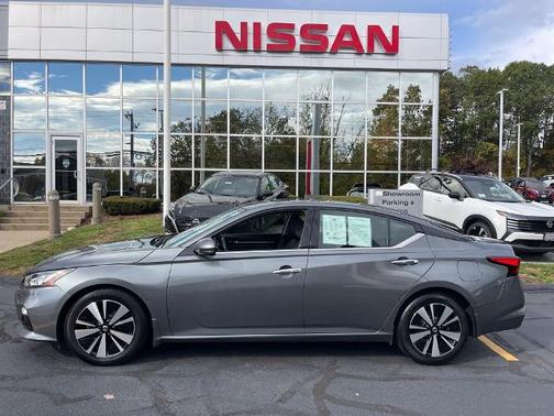 2020 Nissan Altima 2.5 SV