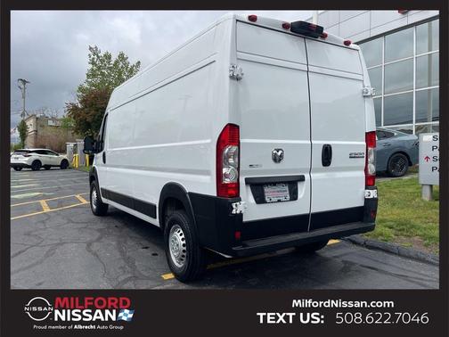 Bright White Clearcoat 2026 RAM ProMaster 2500 High Roof