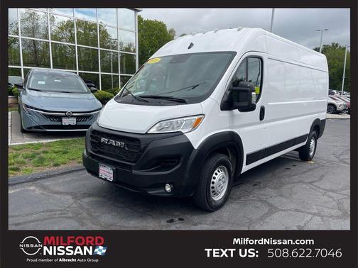 Bright White Clearcoat 2026 RAM ProMaster 2500 High Roof