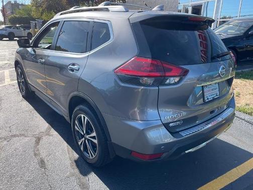 2020 Nissan Rogue SV
