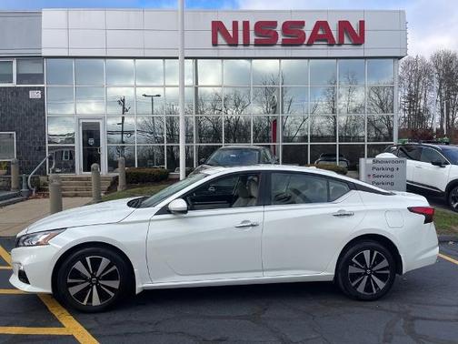 2022 Nissan Altima 2.5 SL