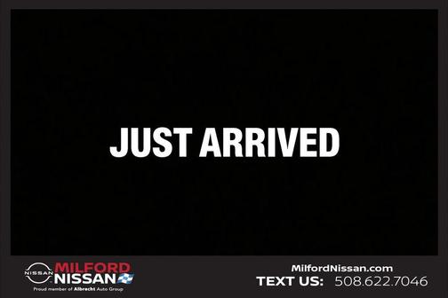 Everest White P 2026 Nissan Leaf SV+