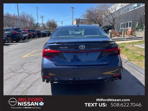 Parisian Night Pearl 2019 Toyota Avalon XSE