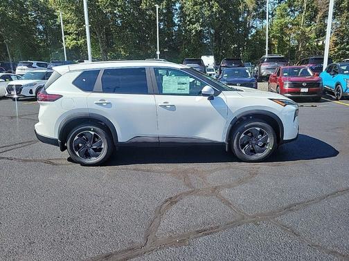 Everest White P 2026 Nissan Rogue SV