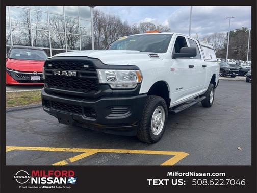 Bright White Clearcoat 2022 RAM 2500 Tradesman