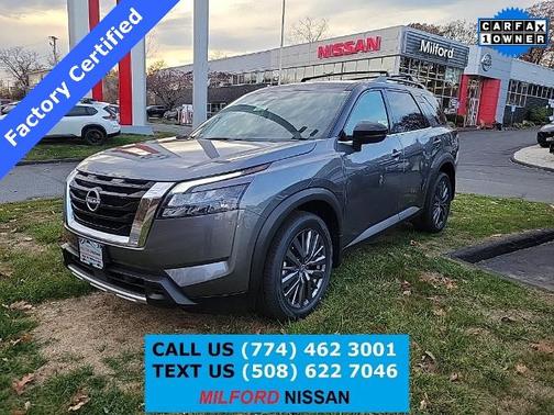2025 Nissan Pathfinder SL