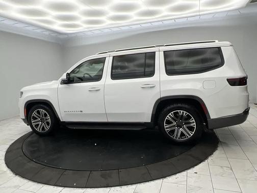 2022 Jeep Wagoneer Series III 4x4