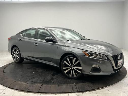 Gun Metallic 2021 Nissan Altima SR Intelligent AWD