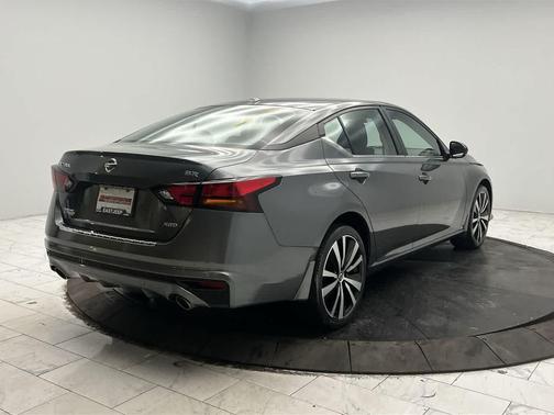 2021 Nissan Altima SR Intelligent AWD