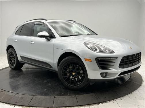 2016 Porsche Macan S