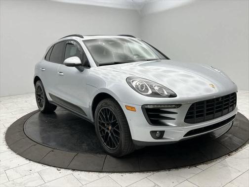 2016 Porsche Macan S