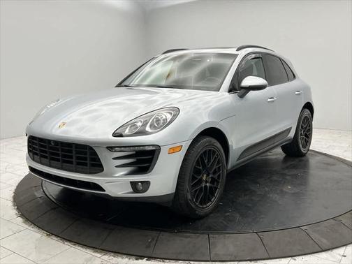 2016 Porsche Macan S
