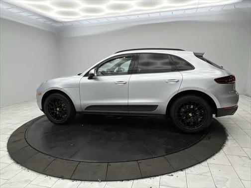 2016 Porsche Macan S