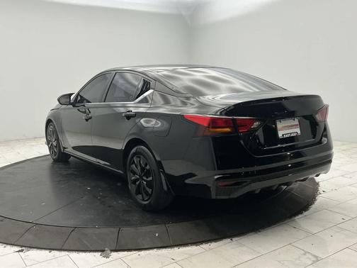 2021 Nissan Altima S FWD