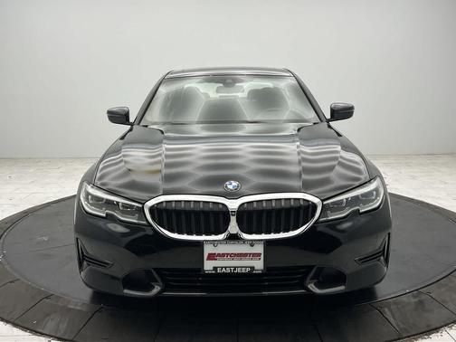 2022 BMW 330 330i