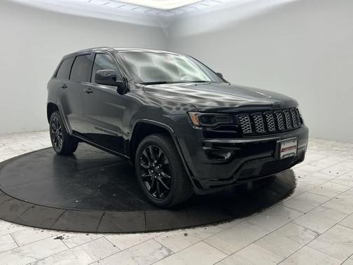 2021 Jeep Grand Cherokee Laredo